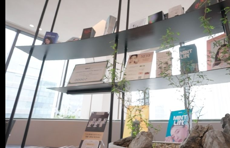 Liol Clinic interior photo 4