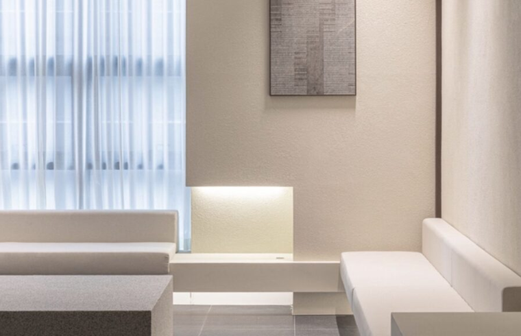 Somsei Clinic interior photo 2