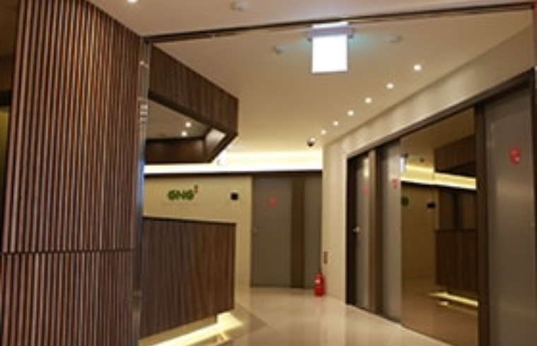 GNG Hospital interior photo 2