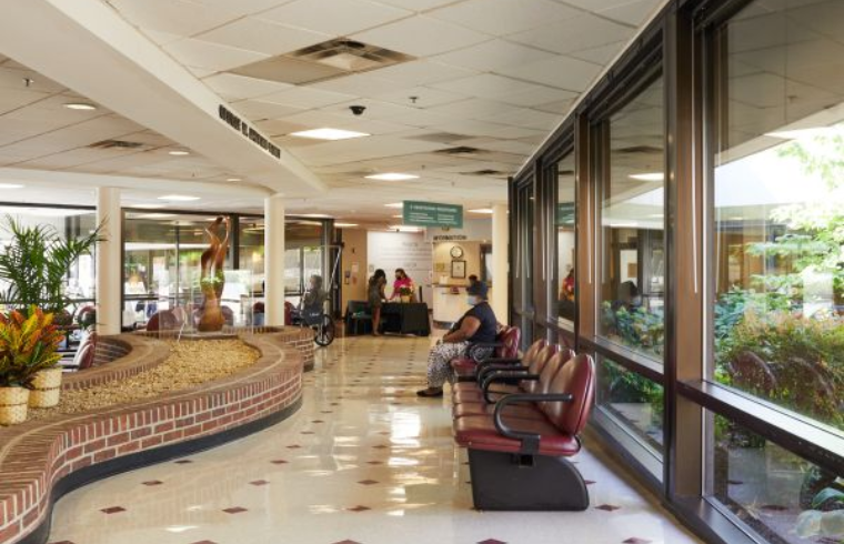 GNG Hospital interior photo 3