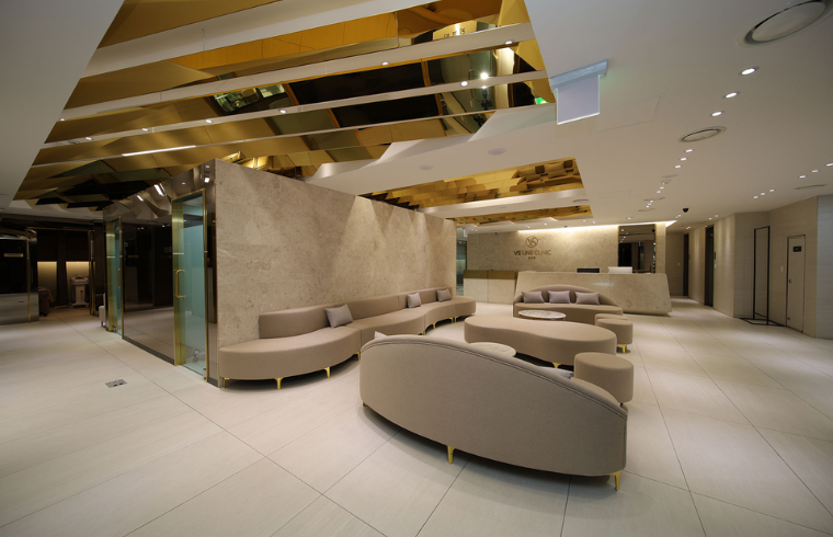 VS Line Clinic interior photo 3